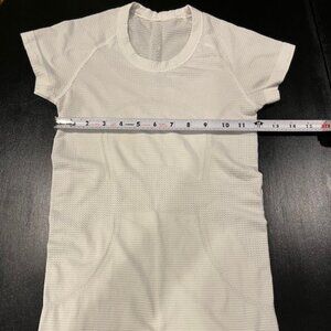 Lululemon Tech Short-Sleeve Hip Length Tshirt